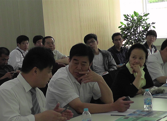 融创传媒张迎春与-河北工信厅刘厅长商务厅乔厅长等领导参加大连软交会