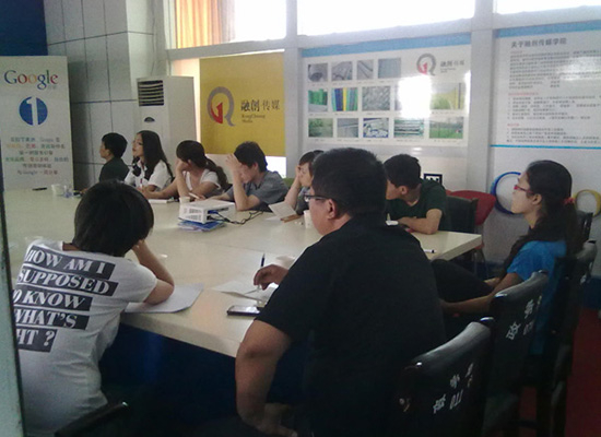 融创传媒针对丝网客户培训中